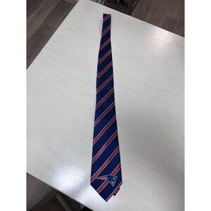 Men's Officially Licensed Patriots NFL Necktie.
